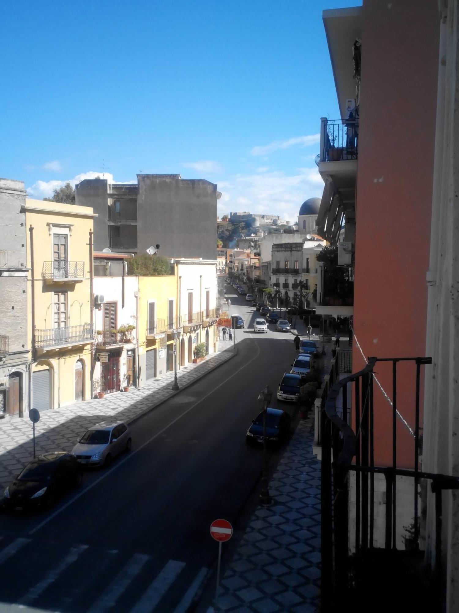 B&B Phenicusa Milazzo Exterior foto