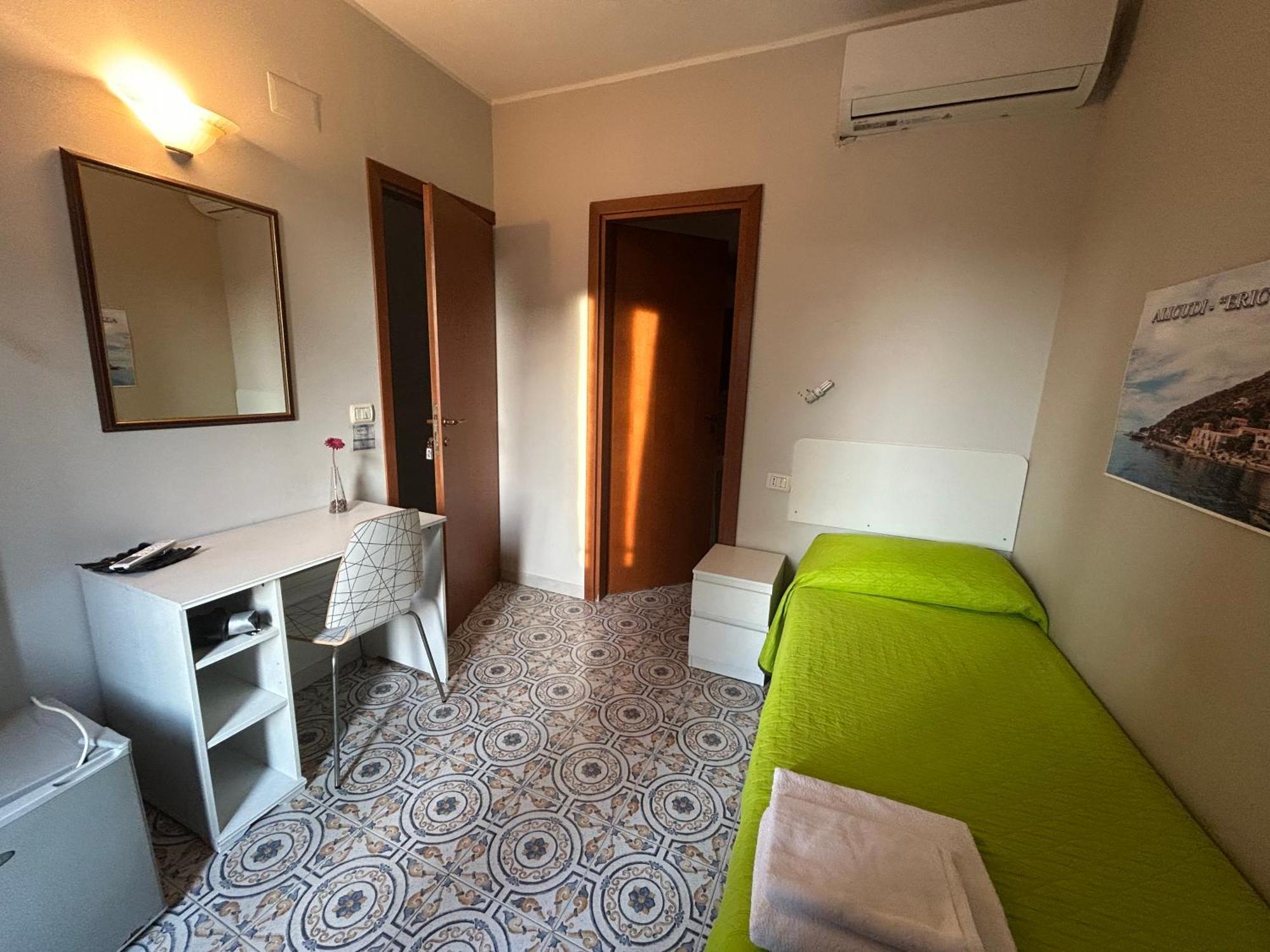 B&B Phenicusa Milazzo Exterior foto